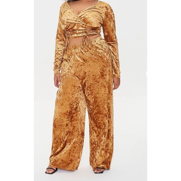 Forever 21 Pants - Forever 21 Crushed Velvet Top & Pant Set Mustard Yellow Gold 1X NEW